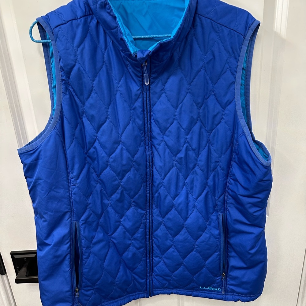 L.L Bean Blue Quilted Sleeveless Reversible Vest